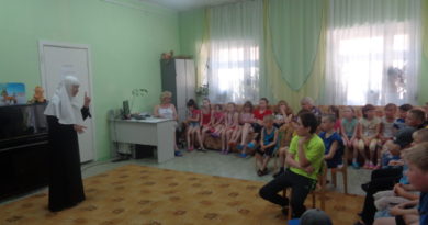 Реабилитационный центр для несовершеннолетних посетили монахиня Мария (Литвинова) и руководитель Социального отдела епархии