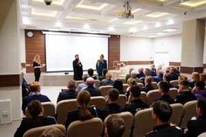 Священник принял участие во встрече с генералом А.Н. Кобзевым