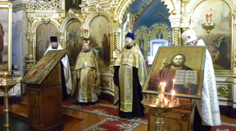 В Воткинске почтили память прот. Николая Чернышева и его дочери Варвары