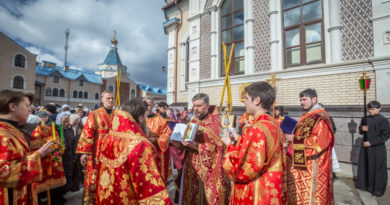 Вторник Светлой Седмицы – литургия в храме Иверской иконы Пресвятой Богородицы