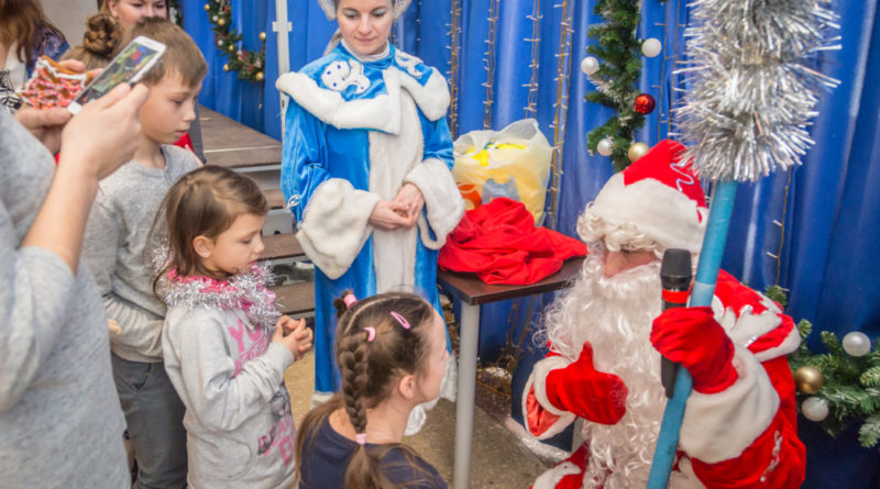 Рождественский праздник для подопечных центра "Источник"