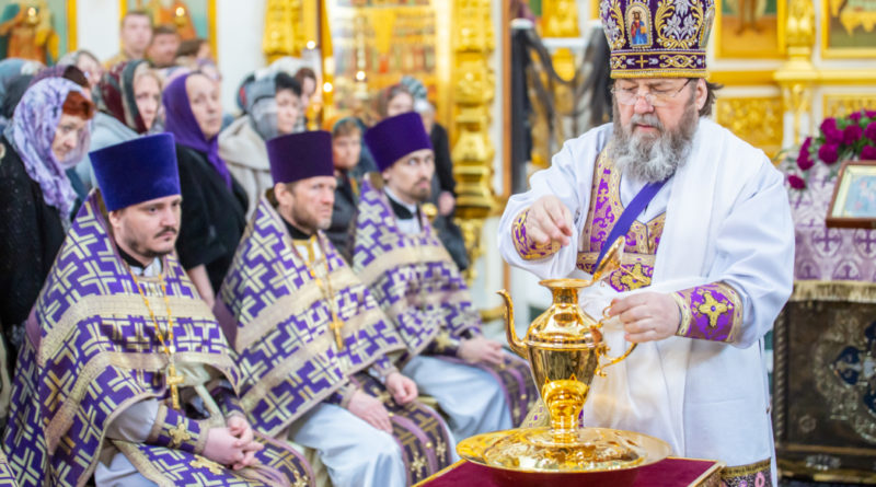 Архипастырское служение в Великий четверг