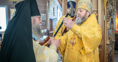 Митр. Викторин возвел иеромонаха Зосиму (Сахипгараева) в игумена Тихвинского мужского монастыря