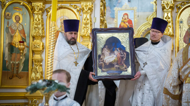 Архипастырское служение в Рождественский сочельник