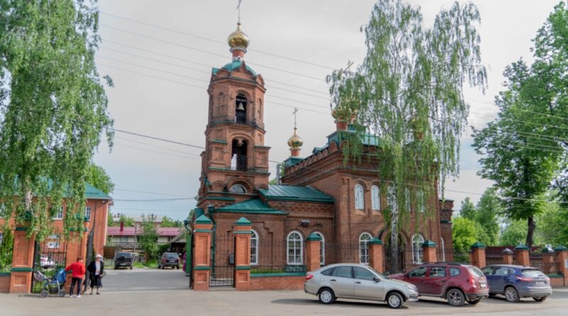 Престольные торжества в храме блж. Ксении Петербургской г. Сарапула