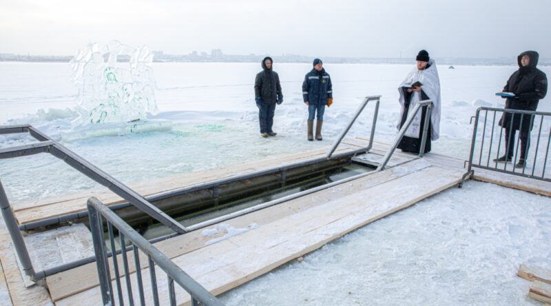 Освящение воды в водоёмах Ижевска