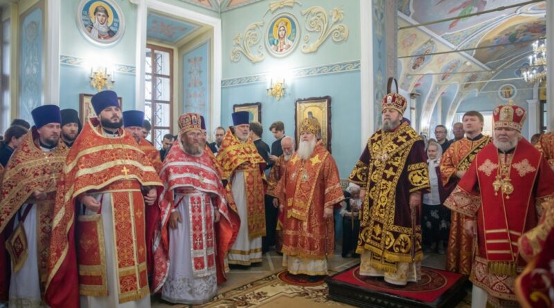 Архипастырское служение в день памяти священномученика Амвросия Сарапульского